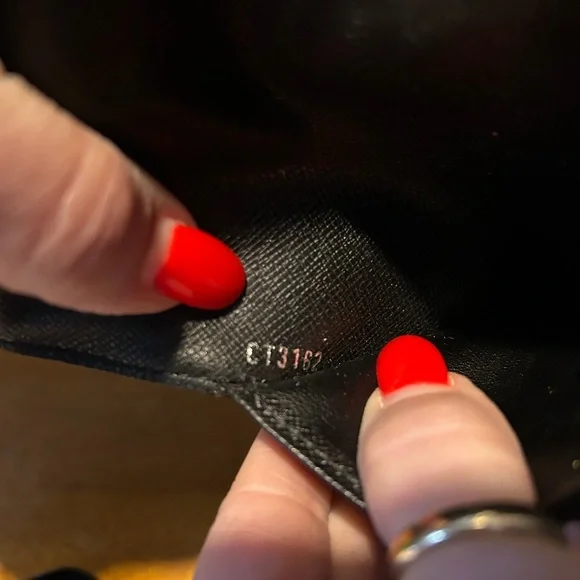 AUTHENTIC Louis Vuitton Graphite Checkered Card Holder - Picture 5 of 5